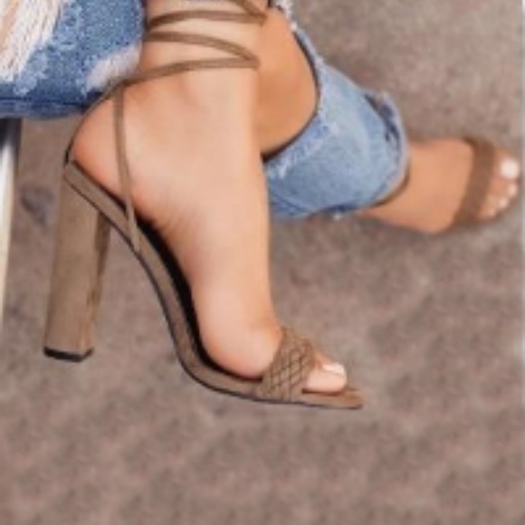 Lace Up Chunky Heels - Picture 7 of 7